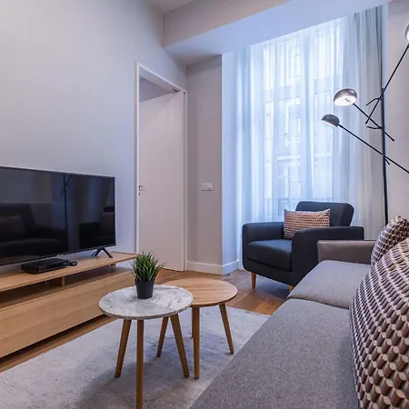 Upscale & Modern 2bdr By Lovelystay Appartamento